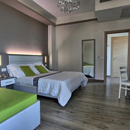 Gfh - Hotel Sole Resort & Spa Marotta Bagian luar foto