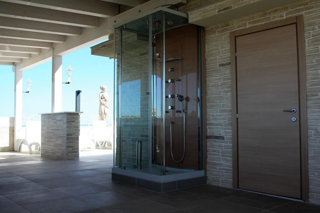 Gfh - Hotel Sole Resort & Spa Marotta Bagian luar foto