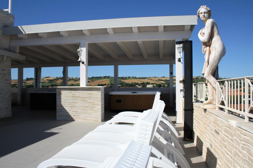 Gfh - Hotel Sole Resort & Spa Marotta Bagian luar foto